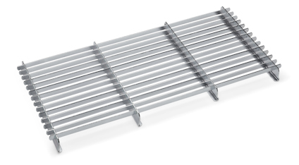Metallgaller med parallella stänger och upphöjda kanter.