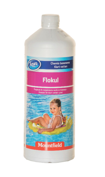 Plastflaska med etikett där det står "Azuro Flokul", bild på barn i pool och texten "Mountfield".