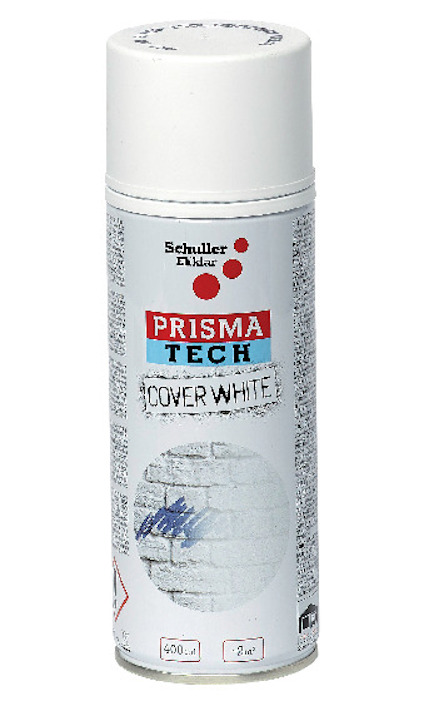 Vit sprayburk med etikett "PRISMA TECH COVER WHITE" och bilden av en vit tegelvägg.