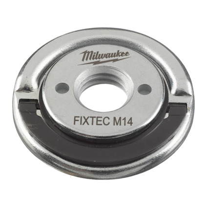 Rund metallbricka med texten "Milwaukee FIXTEC M14". Två små hål syns ovanför den större centrala öppningen.
