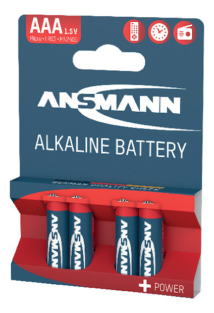 Förpackning med tre Ansmann AAA 1.5V alkaliska batterier, blå och röd design med text "GERMAN QUALITY CHECK".